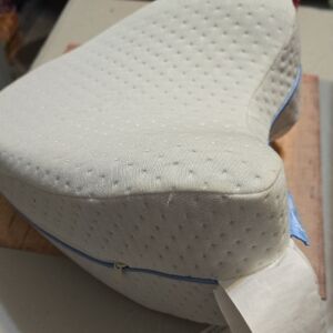 Premium White Orthopedic Knee Pillow‎